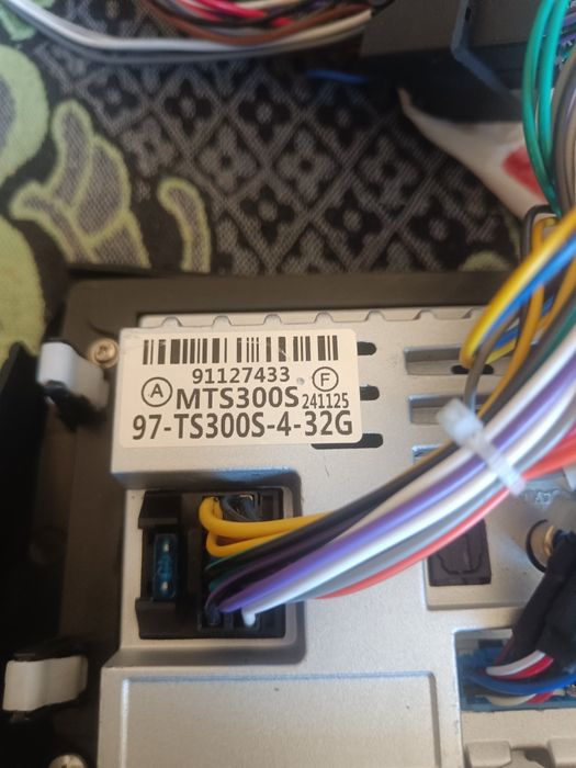 Android auto cu sim 4g  32g