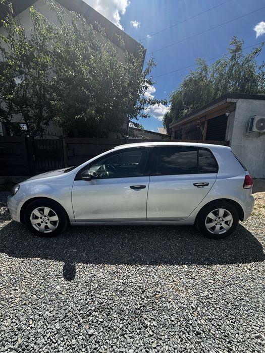 Volkswagen Golf VI 2012 - 1.6TDI 105CP - Euro 5 + Cadou un plin!