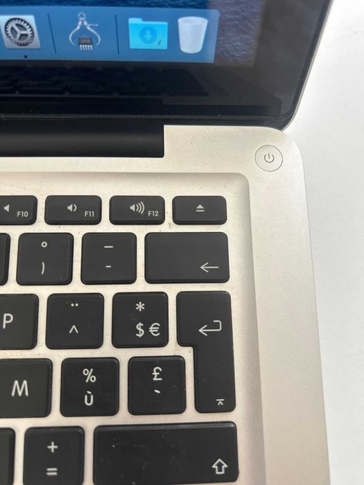 ***Oferta Macbook Pro i5 /SSD 500 Gb /8 Gb Ram***