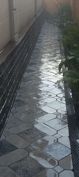 Укладка тротуарной плитки брусчатка