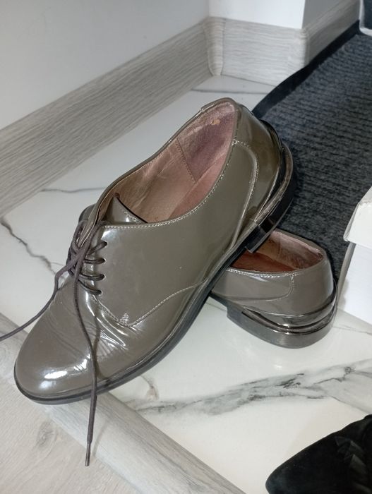 Продам туфли лодочки