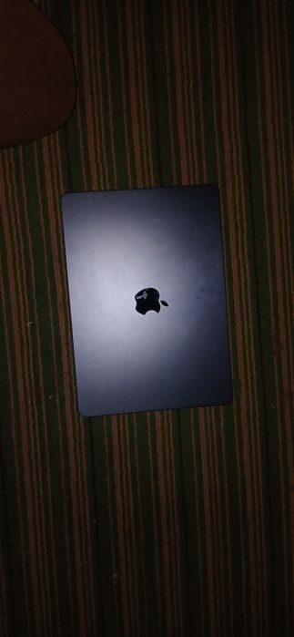 Macbook air m2 16ga256
