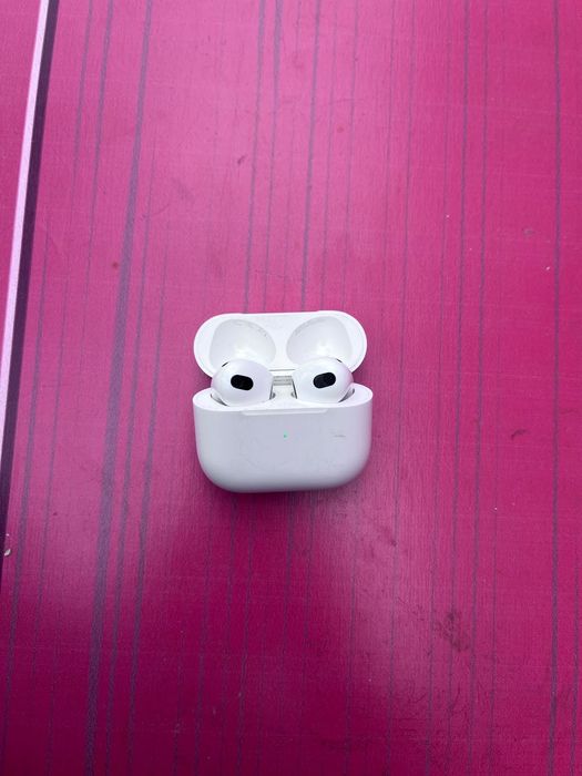Наушники AirPods Pro 3