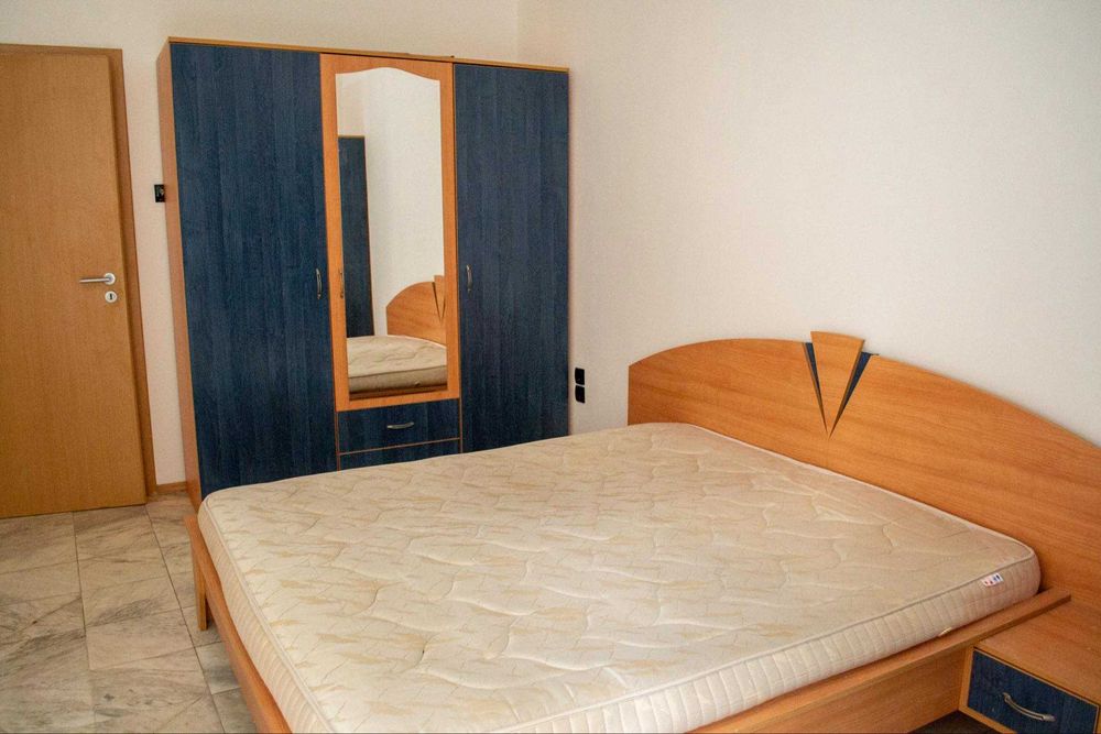 Двустаен имот в Център - НДК