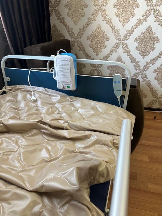 Продам инвалидную кровать
