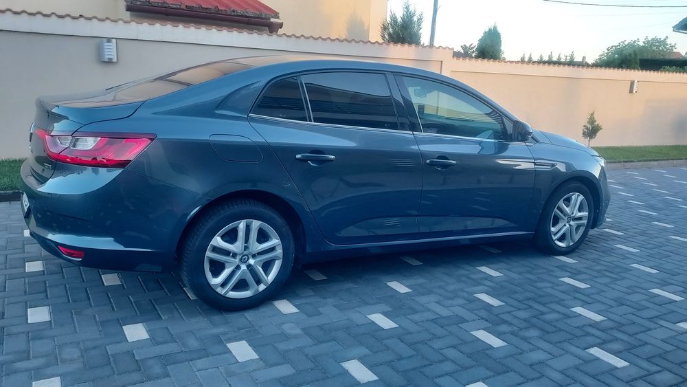 RENAULT Megane 2018 — imagine 5