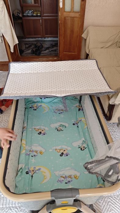 Продам манеж в идеальном состоянии