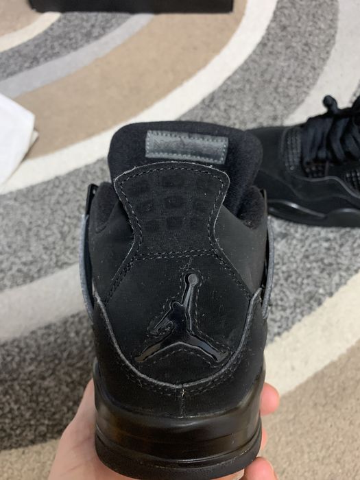 Jordan 4 black cat
