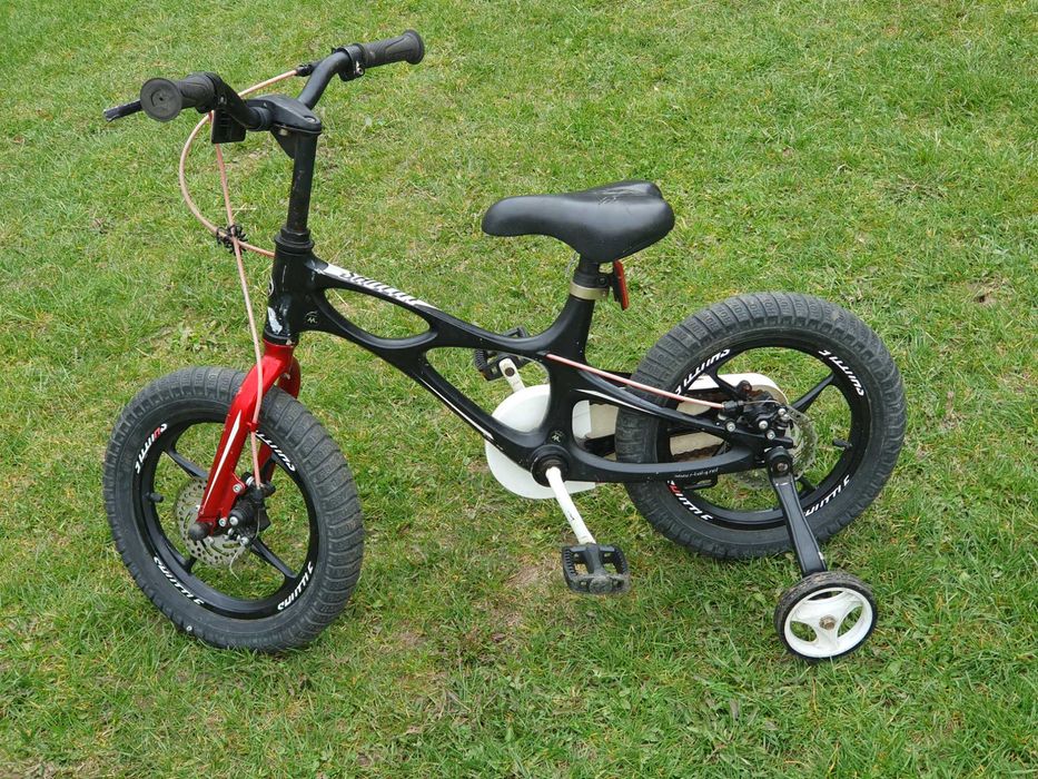 Vand bicicleta copii RoyalBaby de 16 inch la pret de 650lei buc. Tel 0771495264