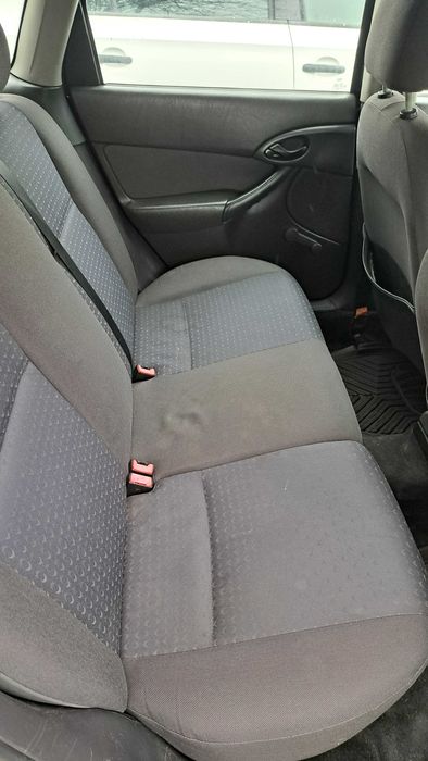 Ford focus Mk1 pentru programul rabla