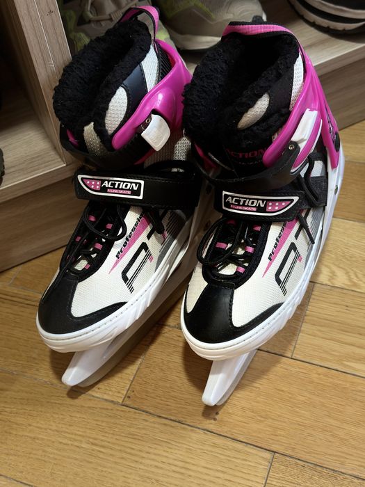 Абсолютно новые коньки для девочки