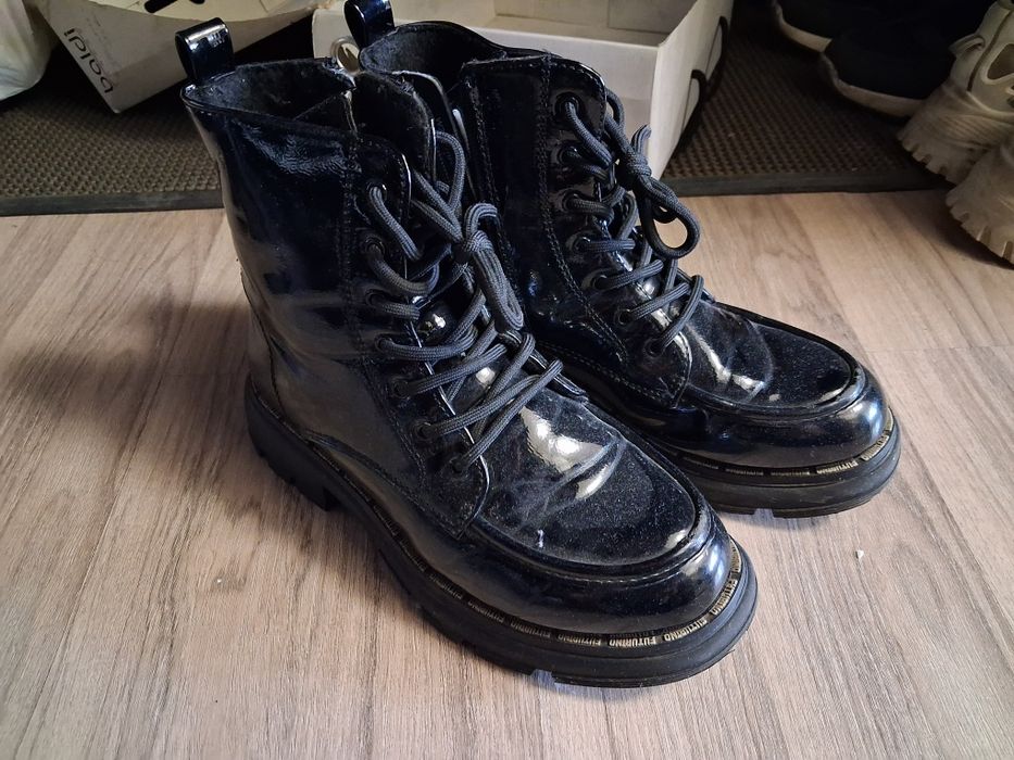 Демисезонные ботинки девочке 35 р. Торг