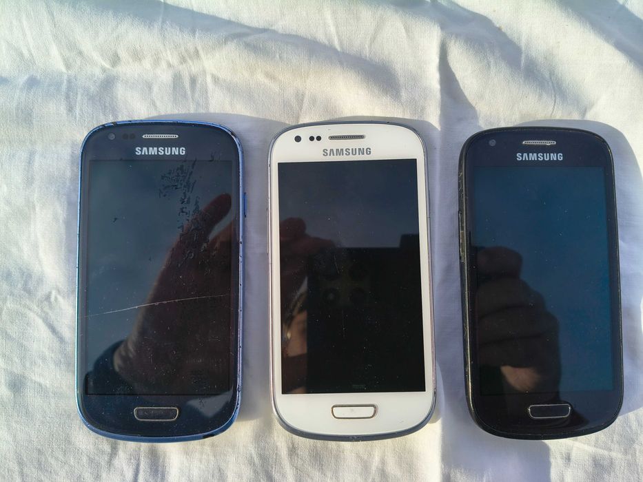 S5 mini Samsung Galaxy X3 buc, vede microSD de 2.000 GB, S3 mini x1buc
