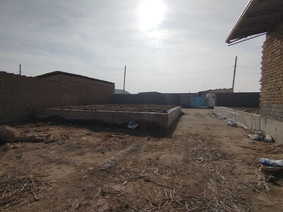 Отчопардан ховли сотилади