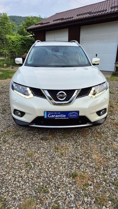 X-Trail TEKNA/4X4/2015/Full LED/Navi 3D/Panorama/Camera 360/Distronic/Alcantara/Euro6