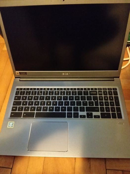 Vând Acer chromebook