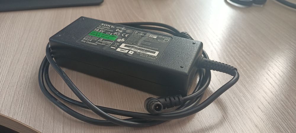 Блок питание для ноутбука