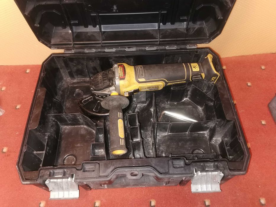 Dewalt DCG405N-XJ
