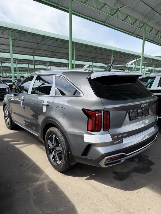Kia sorento 2023yil 14000km
