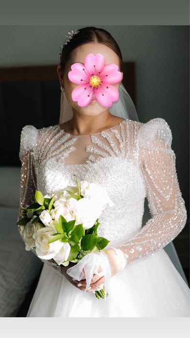 Продам свадебный платья