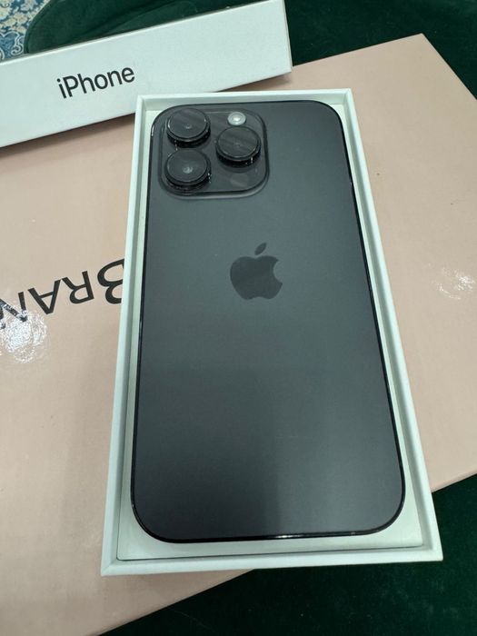 Apple iPhone 14 Pro памать 256ГБ,обмена нет