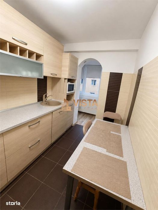 Apartament 2 camere decomandat | Mobilat si utilat | Loc de parcare