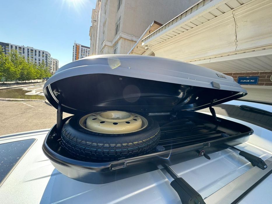 Продам автобокс Thule