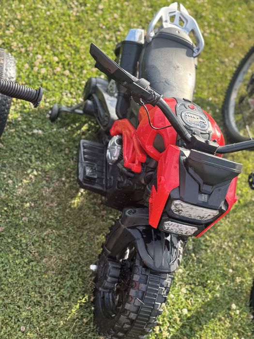 Motocicleta electrica pentru copii