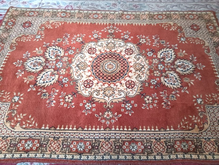 Шерстяной ковер со стены. Как новый.