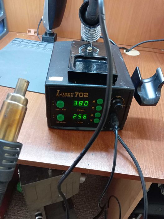 Паяльная станция LUKEY 702