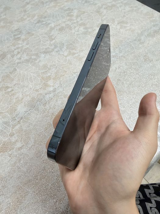Iphone 12 pro 77%