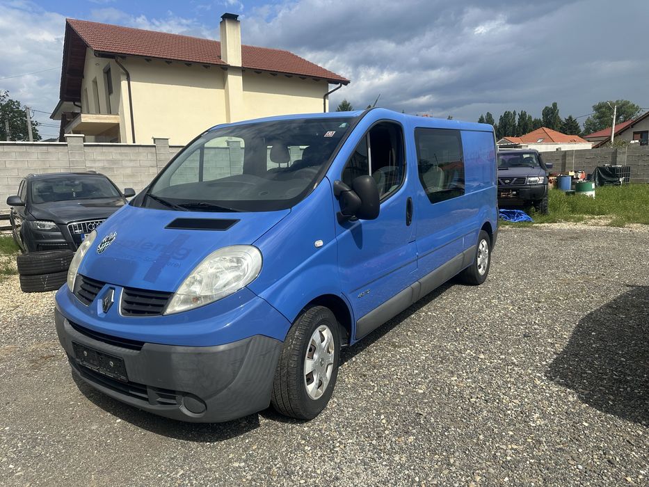 RENAULT Trafic