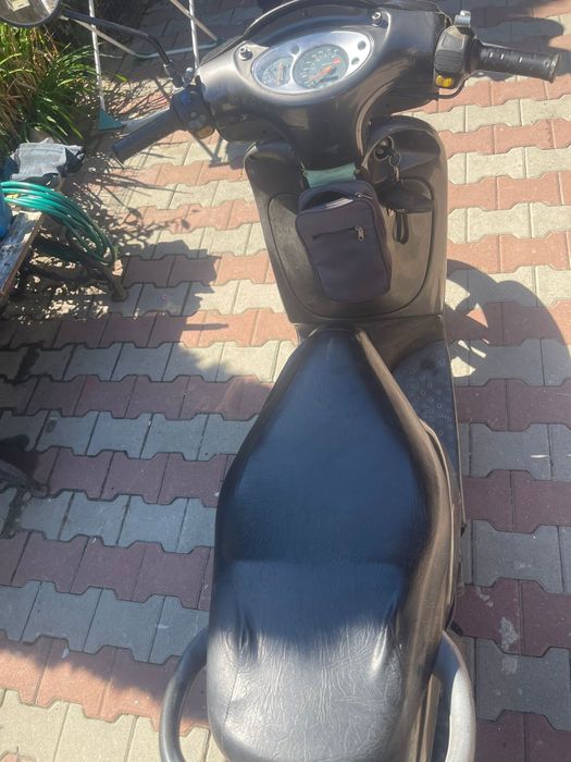 Scuter de vanzare aprilia scarabeo