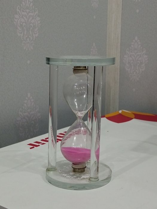 Қум соатлар тўплами сотилади!

Турли ўлчам ва шаклдаги қум соатлар. Де