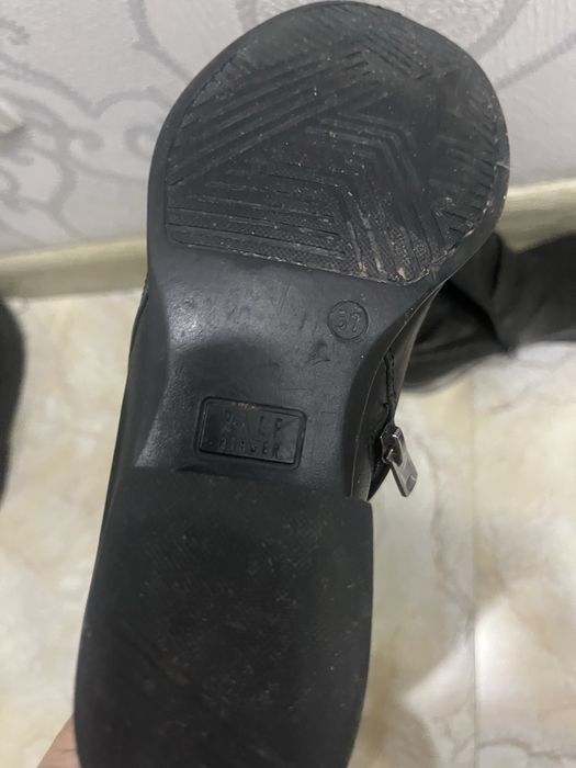 Продам демисезонные сапоги