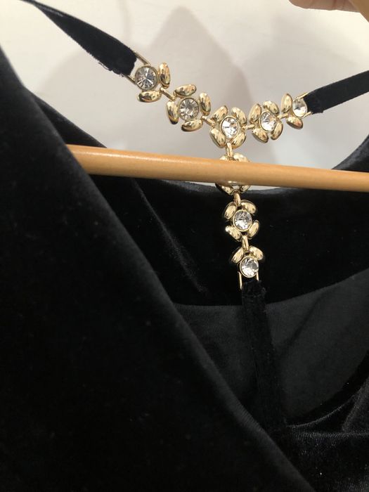 Вечернее велюровое платье