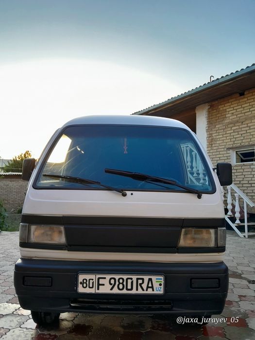 Damas sotiladi..  Metanga