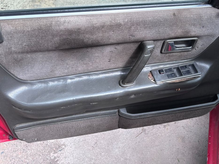 Mazda 626 хэтчбэк