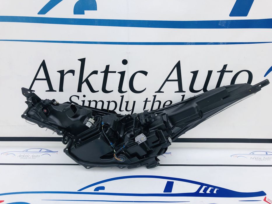 Far dreapta led Toyota C-HR după 2019 cod 81110-F4180