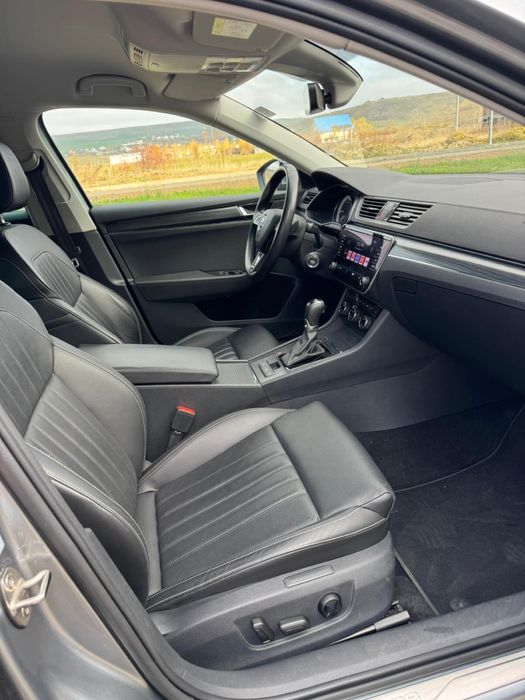 Skoda Superb, model facelift 2021/ Premium Edition/Matrix/Piele