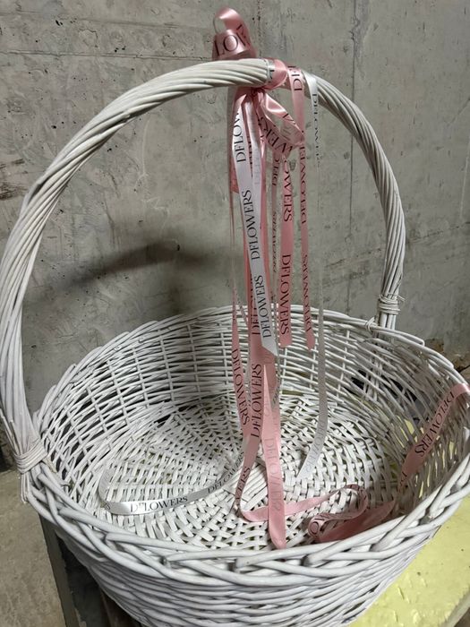 Корзина белая