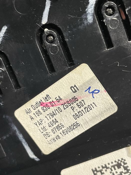 Trimuri grile aerisire mercedes ML w166