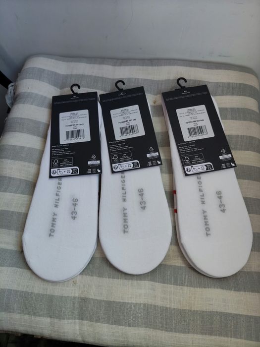 Tommy Hilfiger set 6 perechi sosete invizibile albe marimea 43-46 noi originale