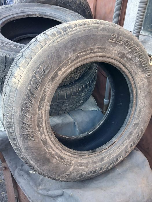 Шины летние 225/70R16 AT