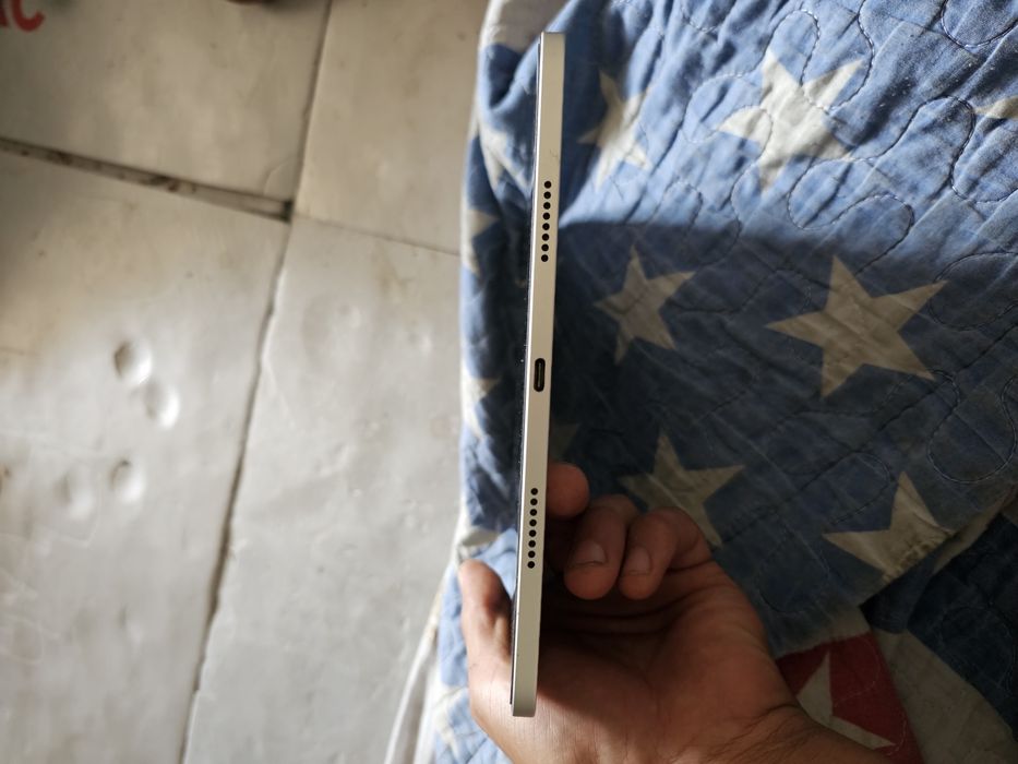 Ipad m2 256 без каробки толко деньги надо