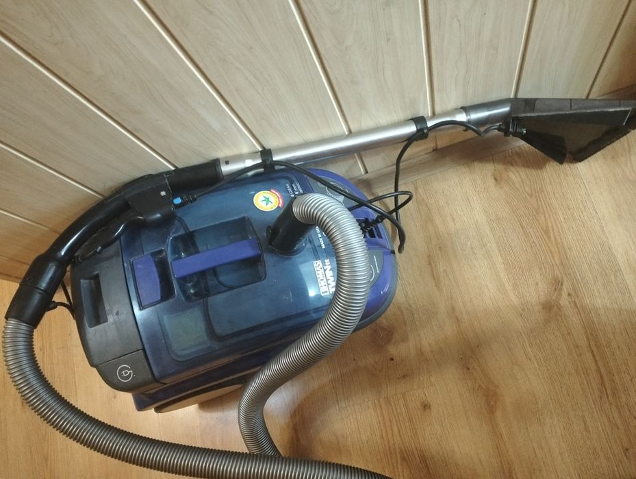 Продам моющий пылесос в отличном состоянии
