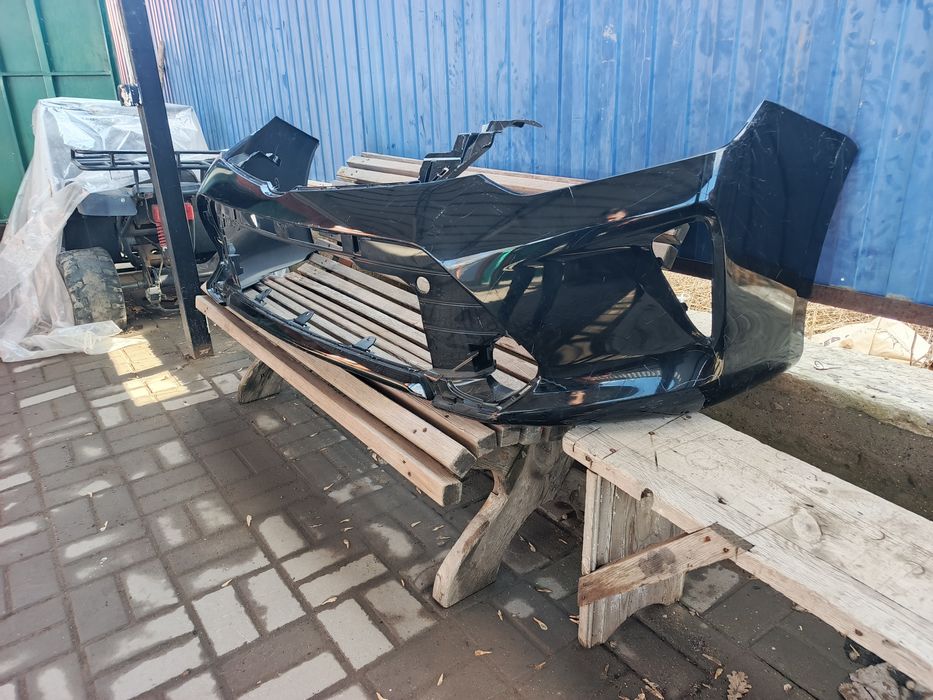 Бампер Toyota Camry 55