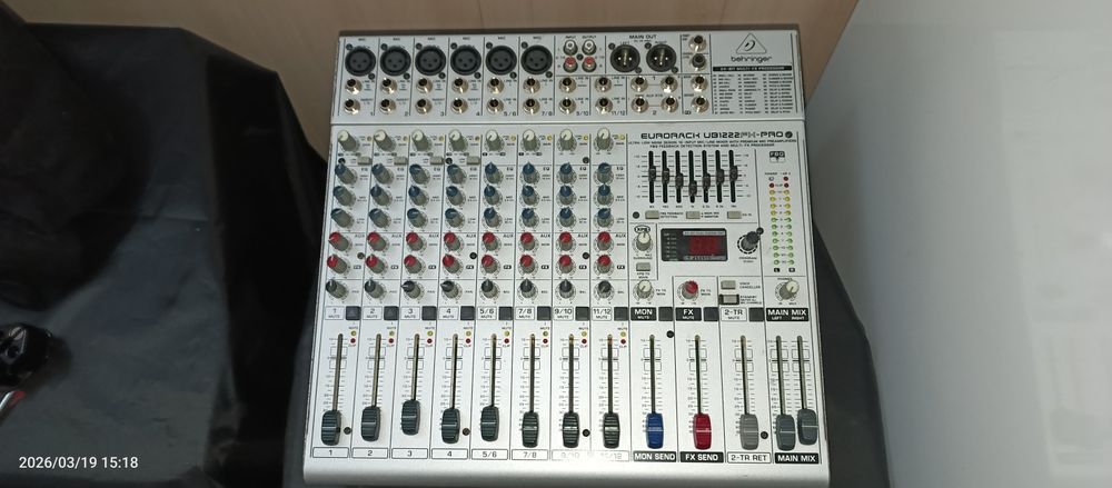 Продам микшерный пульт