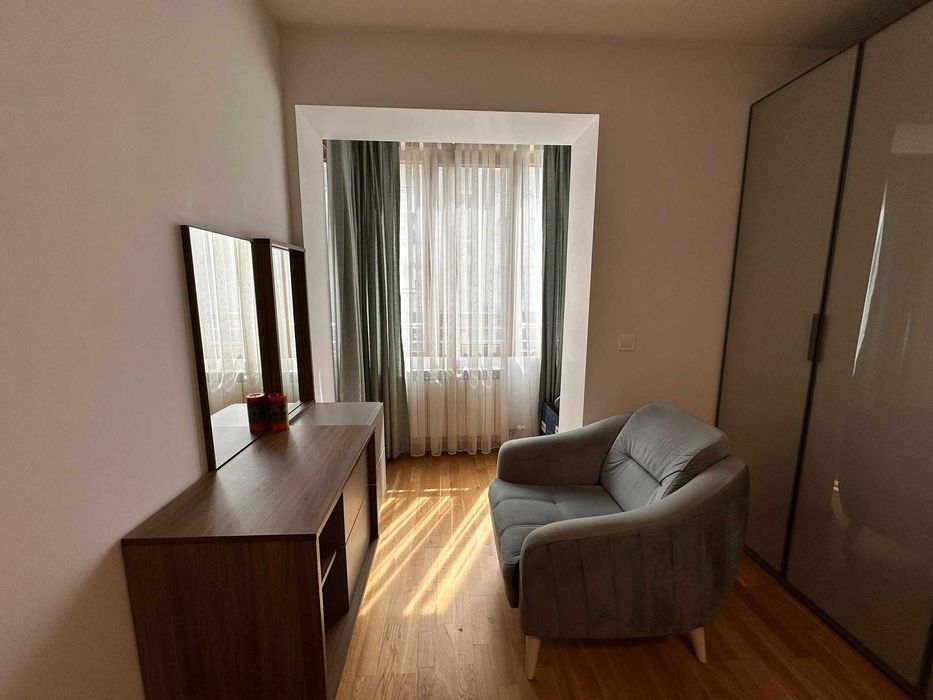 Дава се под наем Тристаен апартамент в София, Банишора - 102 кв.м за 1000 € - Снимка #10