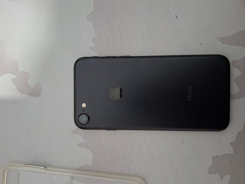 Iphone 7 в хорошем состояний